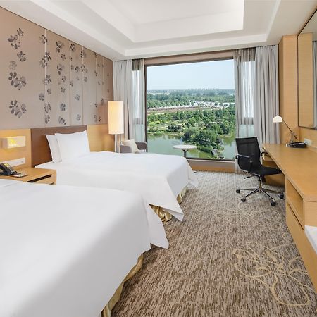 Holiday Inn Nanyang By Ihg Bagian luar foto