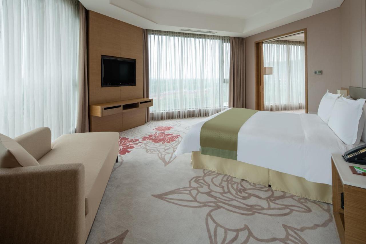 Holiday Inn Nanyang By Ihg Bagian luar foto
