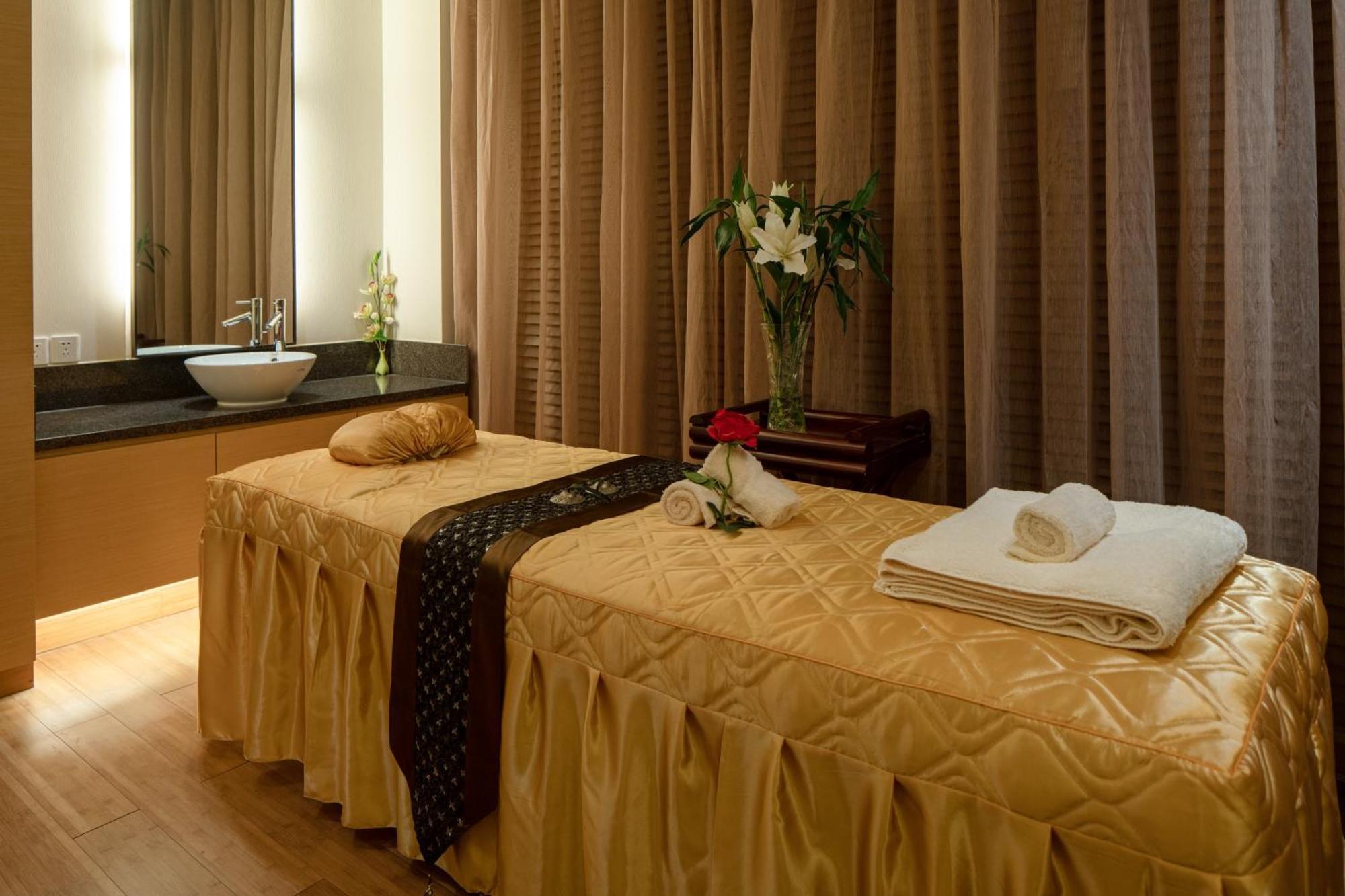 Holiday Inn Nanyang By Ihg Bagian luar foto