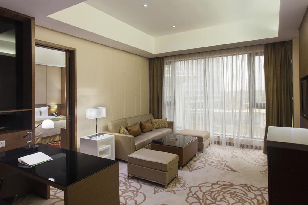 Holiday Inn Nanyang By Ihg Bagian luar foto